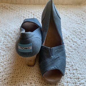 TOMS DENIM WEDGE
